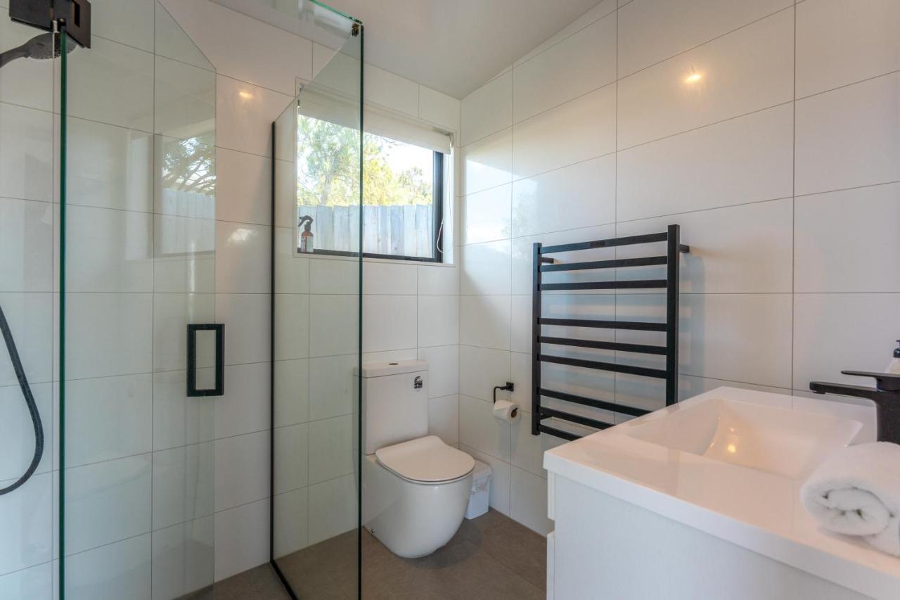 Luna Cottage. Stunning Ocean Views On Waiheke Oneroa Eksteriør bilde